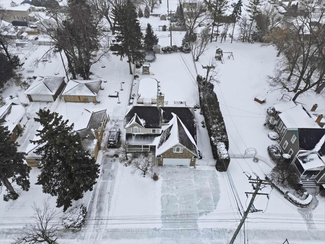 20700 Frazho Street, St Clair Shores, MI 48081