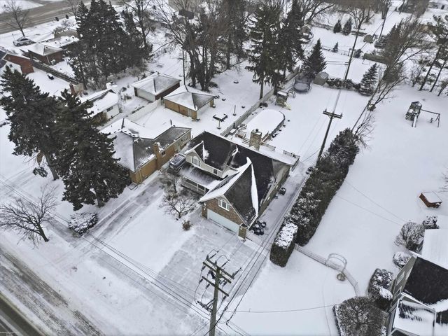 20700 Frazho Street, St Clair Shores, MI 48081