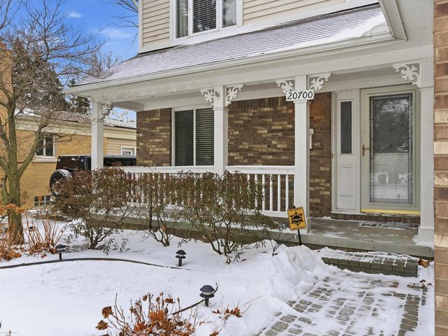 20700 Frazho Street, St Clair Shores, MI 48081