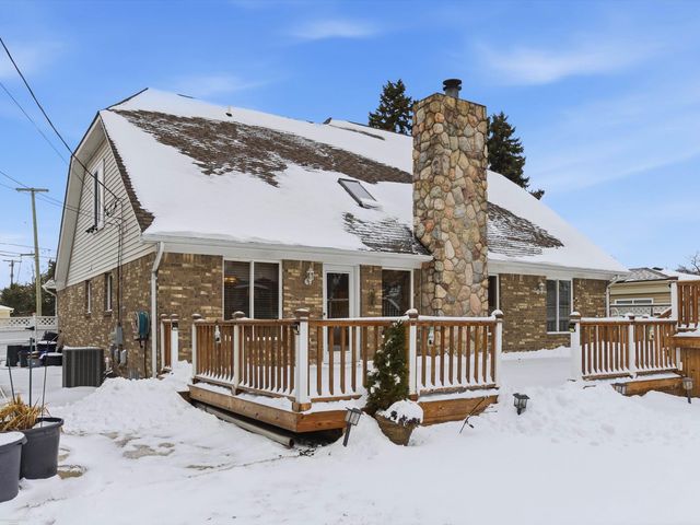 20700 Frazho Street, St Clair Shores, MI 48081