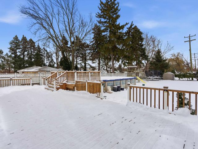 20700 Frazho Street, St Clair Shores, MI 48081