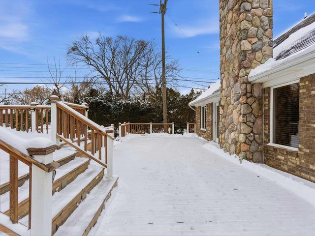 20700 Frazho Street, St Clair Shores, MI 48081