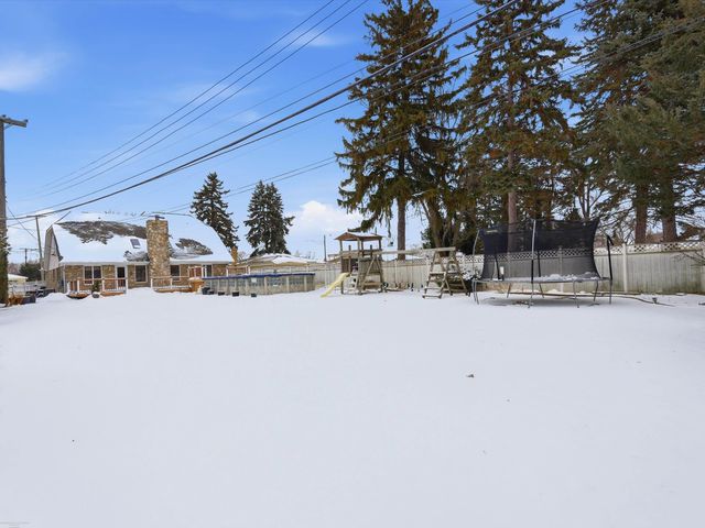 20700 Frazho Street, St Clair Shores, MI 48081