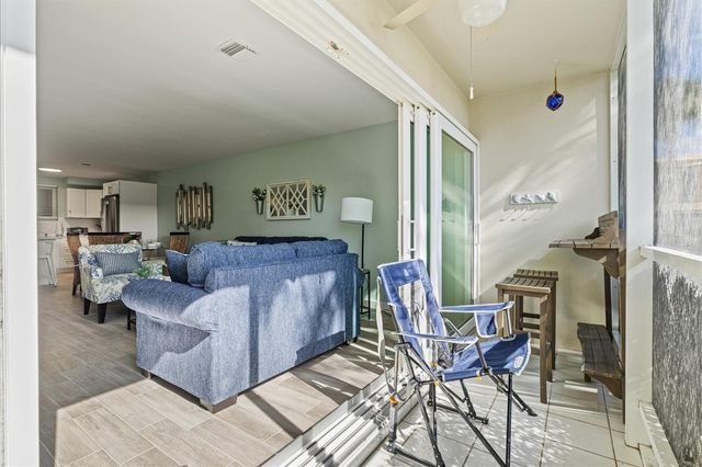 500 S WASHINGTON DRIVE 2A, Sarasota, FL 34236