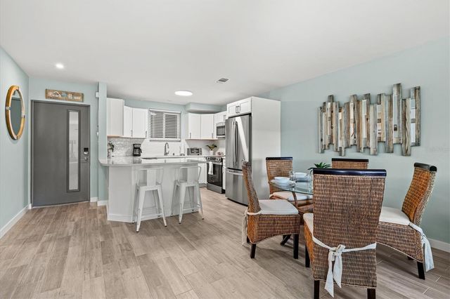 500 S WASHINGTON DRIVE 2A, Sarasota, FL 34236