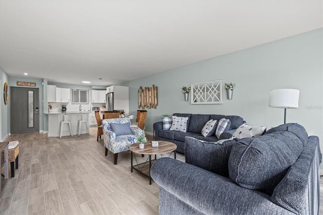 500 S WASHINGTON DRIVE 2A, Sarasota, FL 34236