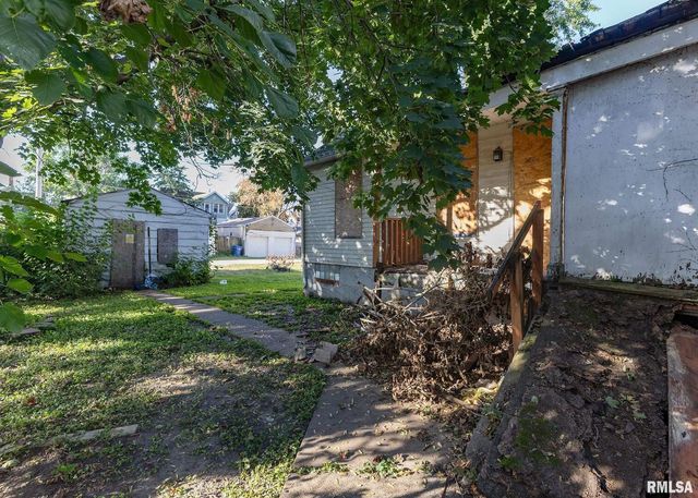 537 6TH Avenue S, Clinton, IA 52732