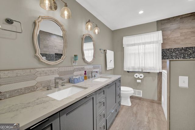 650 Riverside Road, Roswell, GA 30075