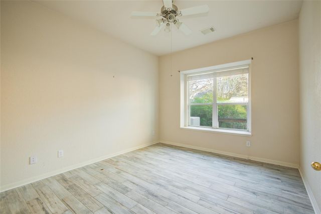 8935 Summer Ash Lane, Sugar Land, TX 77479