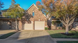 8935 Summer Ash Lane, Sugar Land, TX 77479