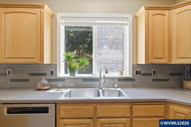 1290 Prairie Grass Av NE, Keizer, OR 97303