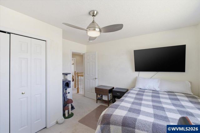 1290 Prairie Grass Av NE, Keizer, OR 97303