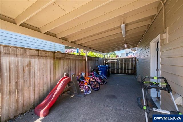 1290 Prairie Grass Av NE, Keizer, OR 97303