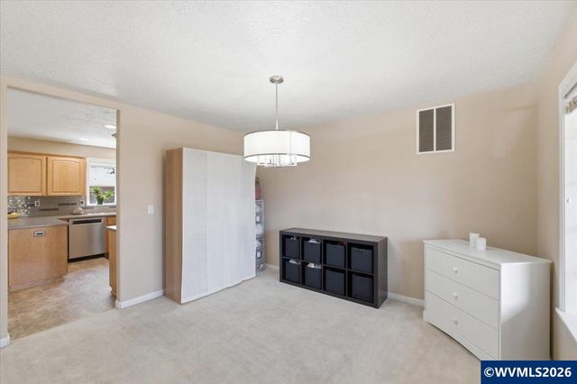 1290 Prairie Grass Av NE, Keizer, OR 97303