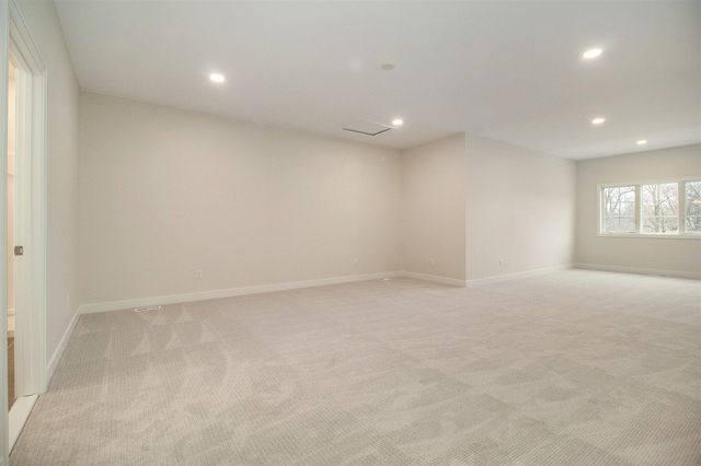 7933 Grand Street 44, Dexter, MI 48130