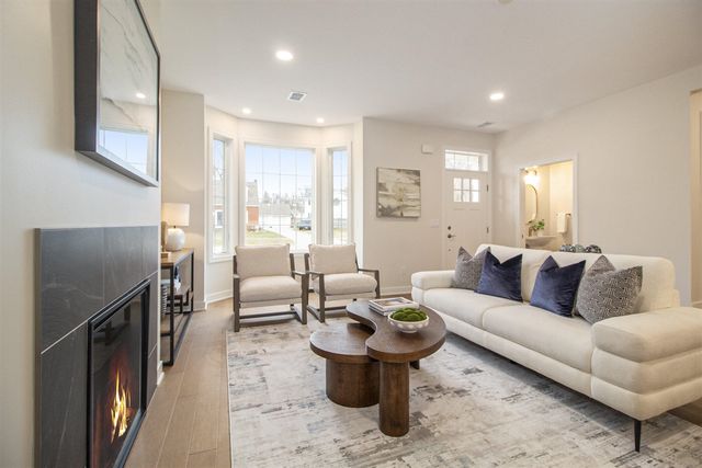 7933 Grand Street 44, Dexter, MI 48130