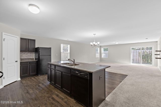 1828 Simonton Drive, Wilmington, NC 28405