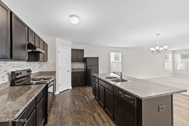 1828 Simonton Drive, Wilmington, NC 28405