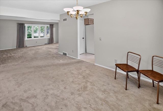 3306 Kingston Drive, Madison, WI 53713