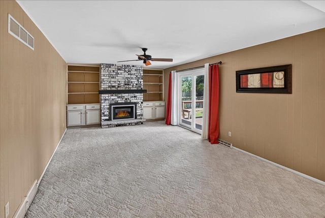3306 Kingston Drive, Madison, WI 53713