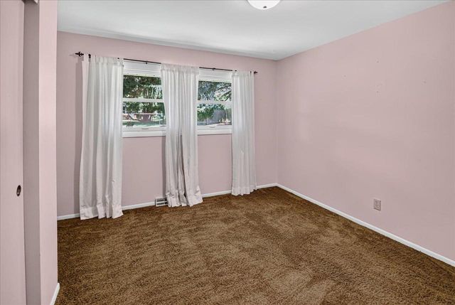 3306 Kingston Drive, Madison, WI 53713