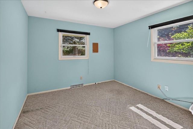 3306 Kingston Drive, Madison, WI 53713