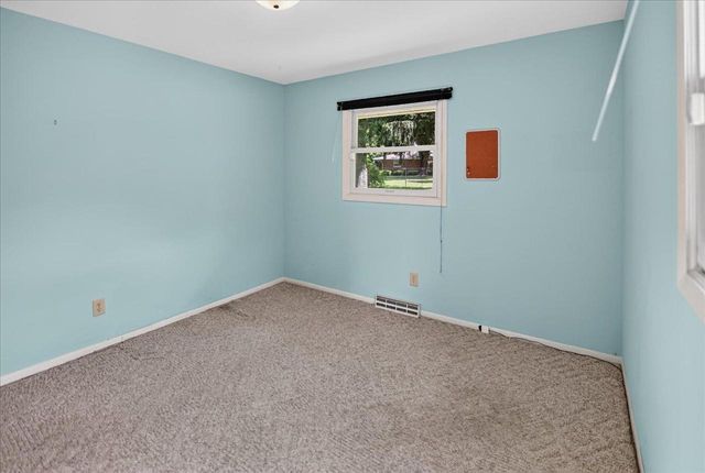 3306 Kingston Drive, Madison, WI 53713