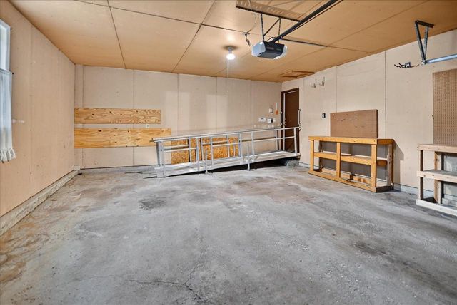 3306 Kingston Drive, Madison, WI 53713