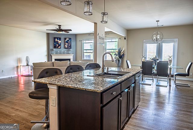 3922 Makeover Court, Atlanta, GA 30349