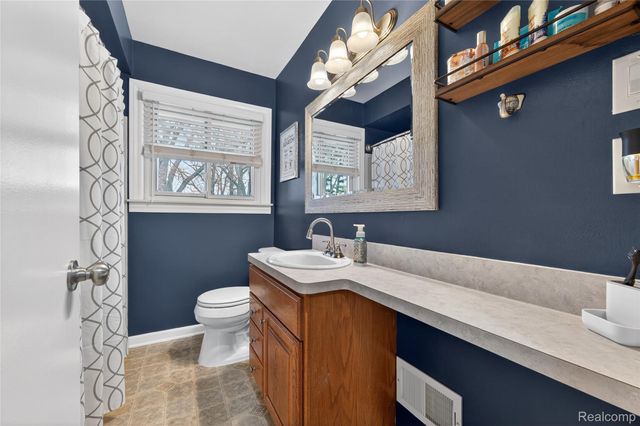 33225 Florence Street, Garden City, MI 48135