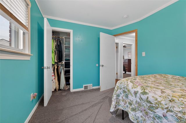 33225 Florence Street, Garden City, MI 48135