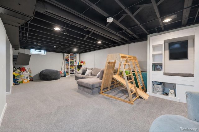 33225 Florence Street, Garden City, MI 48135