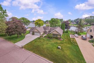 4178 Chevron Drive, Highland, MI 48356