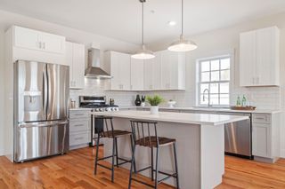 73 Prospect St Unit 4, Portsmouth, NH 03801