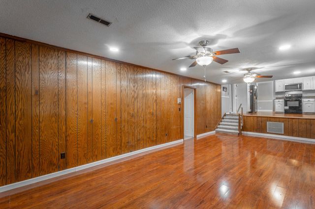 9015 Potomac Drive, Chattanooga, TN 37421