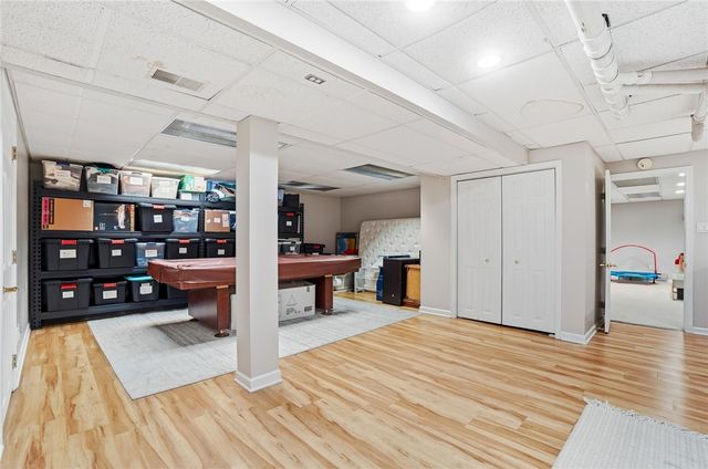 220 N Garber Drive, Tipp City, OH 45371