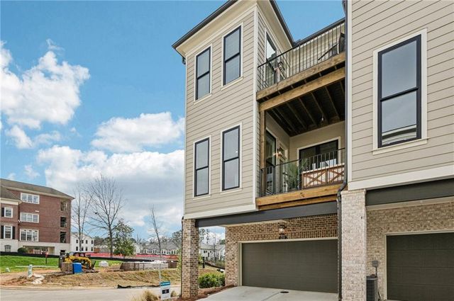 235 Midnight Oak Run 8, Alpharetta, GA 30009