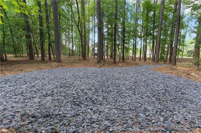 235 Midnight Oak Run 8, Alpharetta, GA 30009