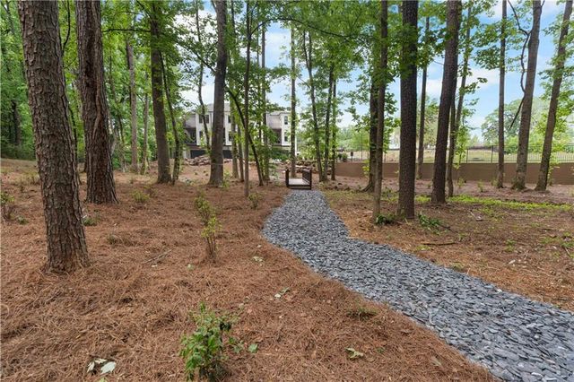 235 Midnight Oak Run 8, Alpharetta, GA 30009