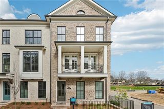 235 Midnight Oak Run 8, Alpharetta, GA 30009