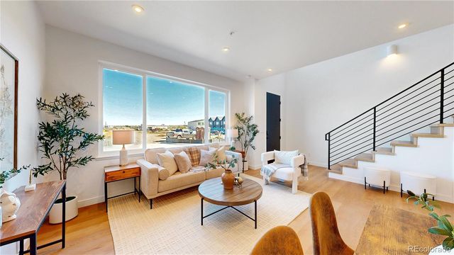 921 Edge Circle, Longmont, CO 80501