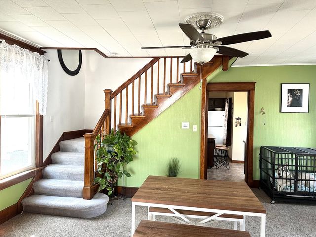 337 4th Avenue N, Clinton, IA 52732