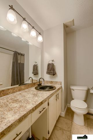 11324 Y Street, Omaha, NE 68137