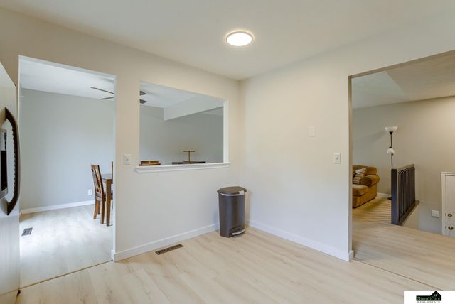 11324 Y Street, Omaha, NE 68137