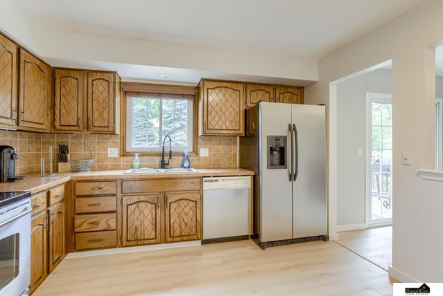 11324 Y Street, Omaha, NE 68137