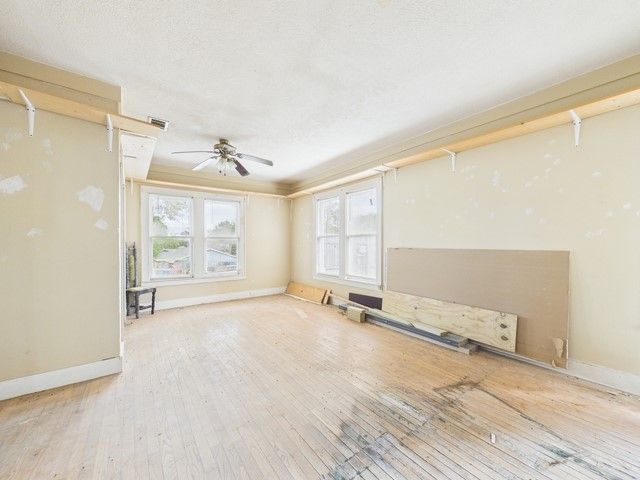 224 S Pinkerton Street, Athens, TX 75751