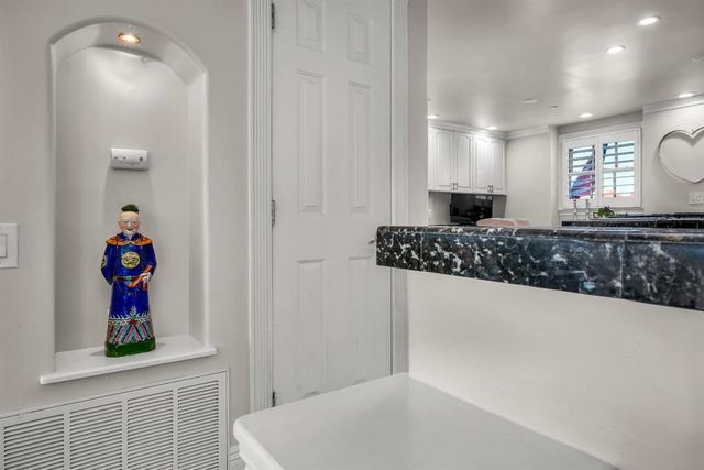 47 Surfside, Surfside (seal Beach), CA 90743