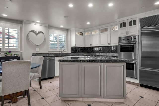 47 Surfside, Surfside (seal Beach), CA 90743