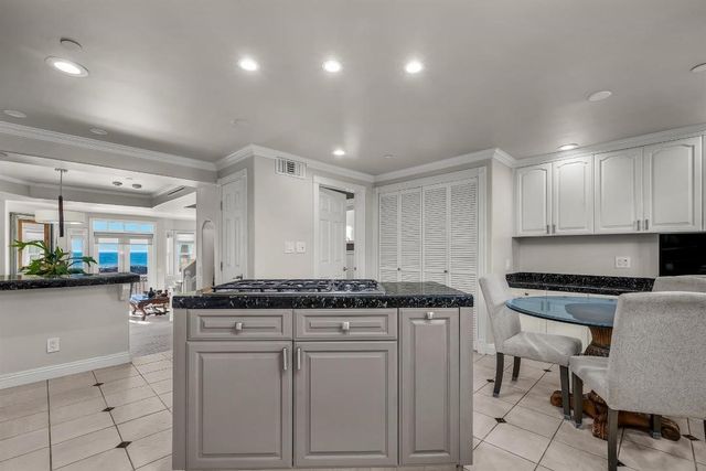 47 Surfside, Surfside (seal Beach), CA 90743