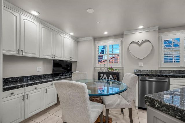 47 Surfside, Surfside (seal Beach), CA 90743